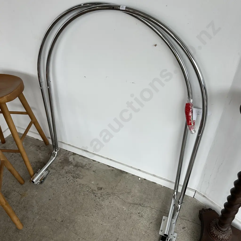 Pr of Chrome shop fitting hangers Image 1++
