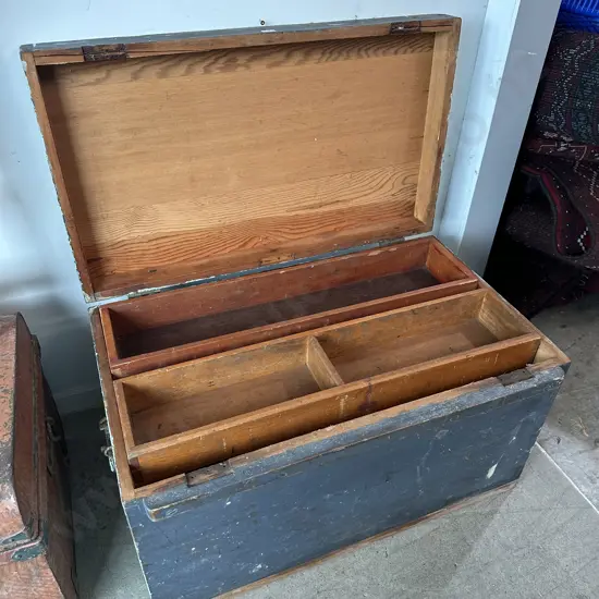 colonial wooden trunk