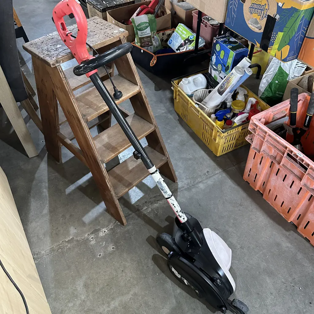 electric edger Image 1++