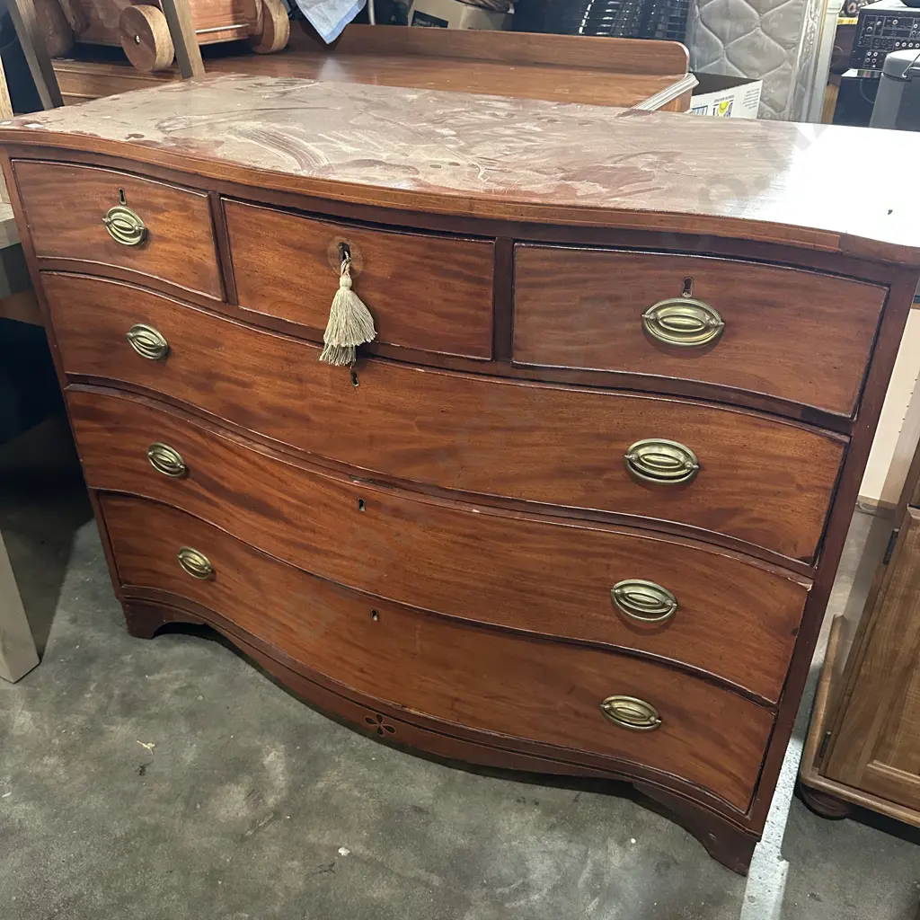 Sheraton revival serpentine drawers Image 1++