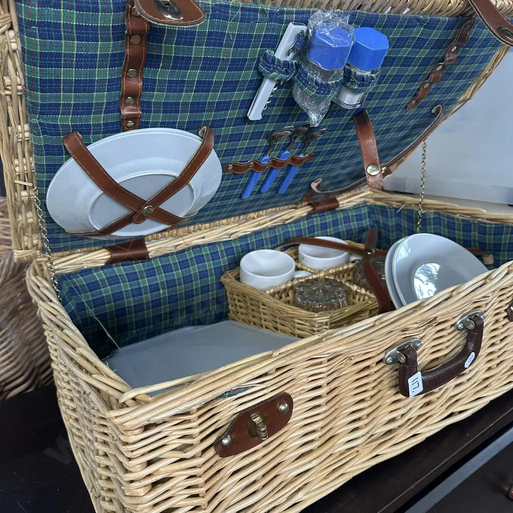 picnic basket Image 1++