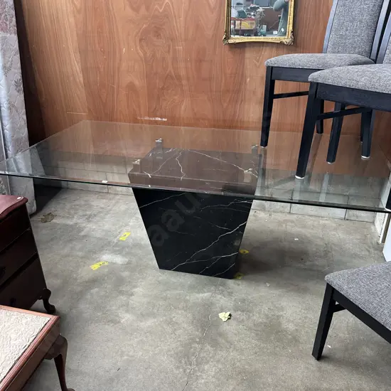 thick glass top dining table