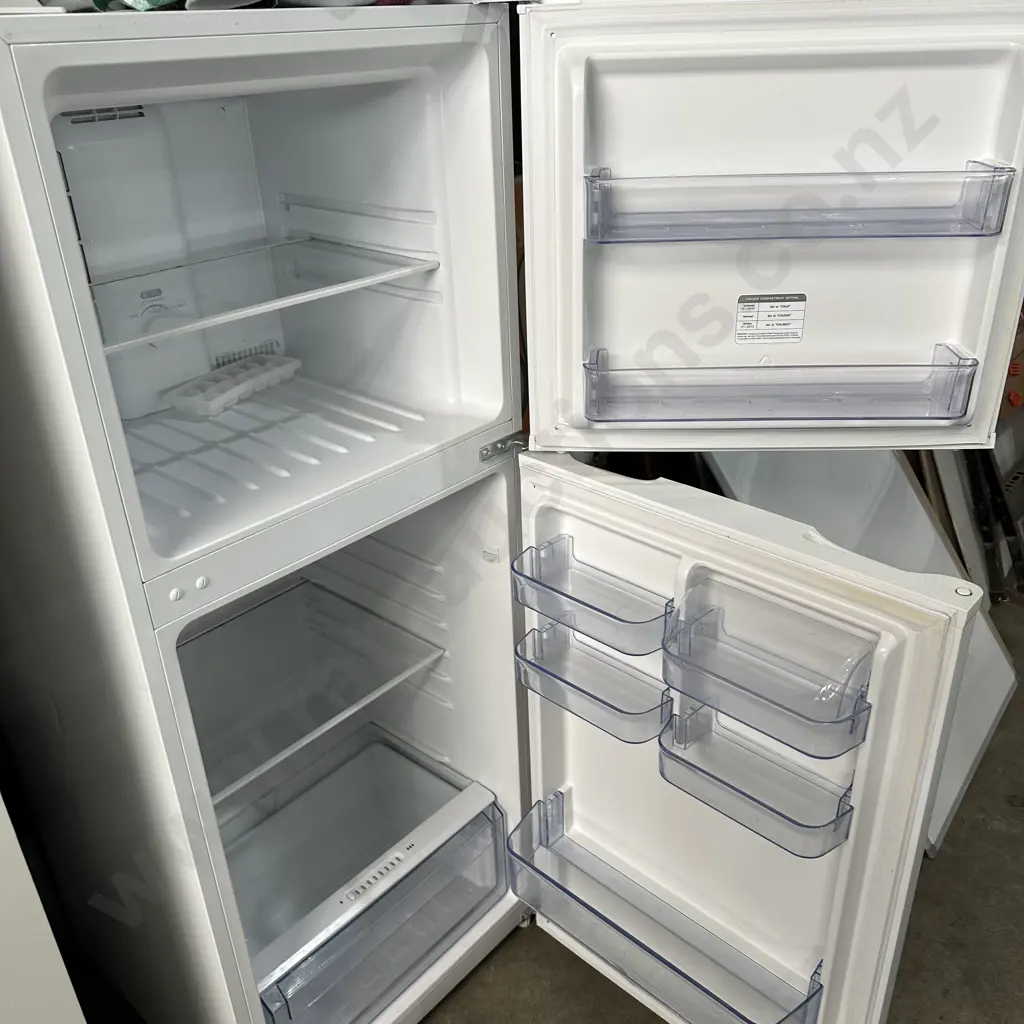 fridge freezer Image 1++