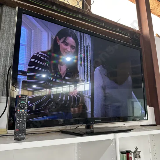 Panasonic model TH-L47E5Z 47inch Full HD LCD TV including remote.