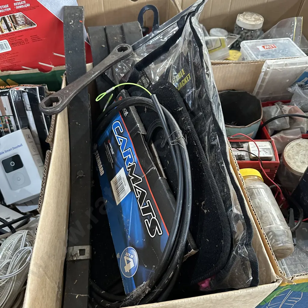 Four steel springs, car mats and inflatable life jackets etc. Image 1++