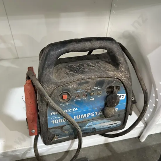 12V Jumpstarter.