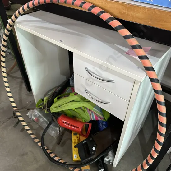 Desk.