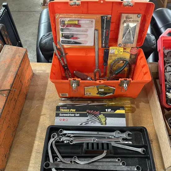 tool box, set drivers, Powerbuilt spanners, large screw drivers etc