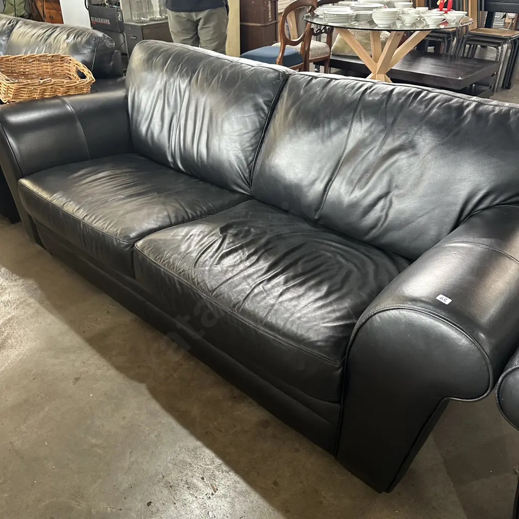 excellent condition Black leather rolled arm 3 seater sofa Image 1++