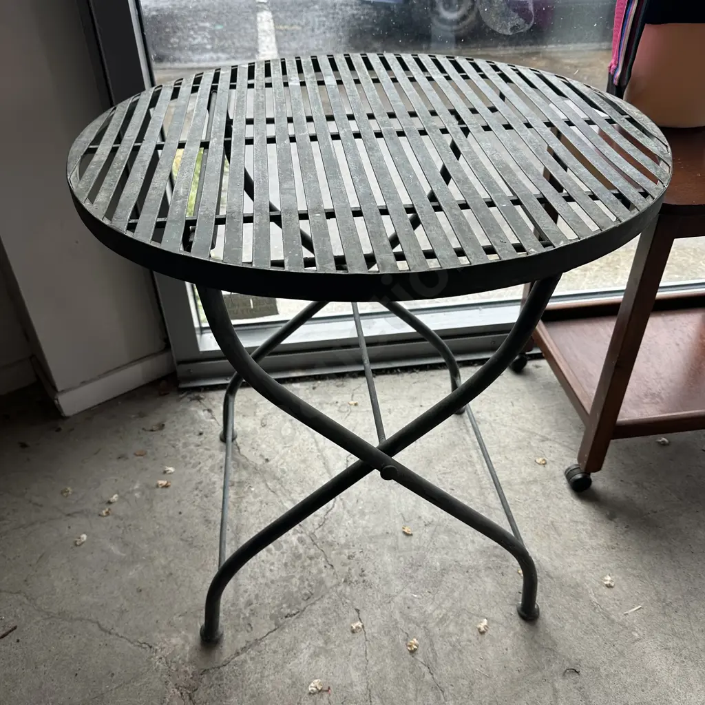 metal folding outdoor table Image 1++