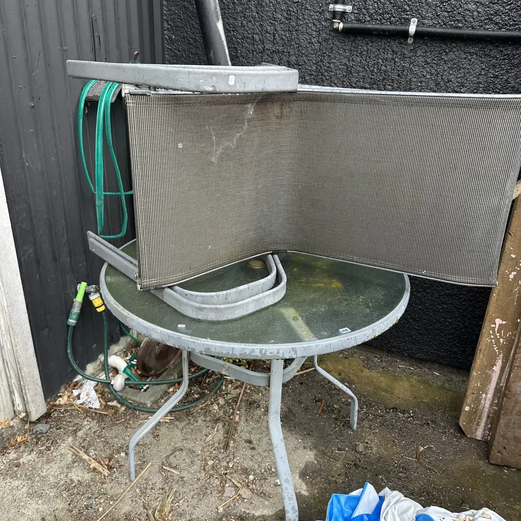 Table and pair of chairs. Image 1++