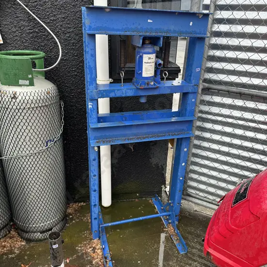 large press with 20 ton hydraulic jack
