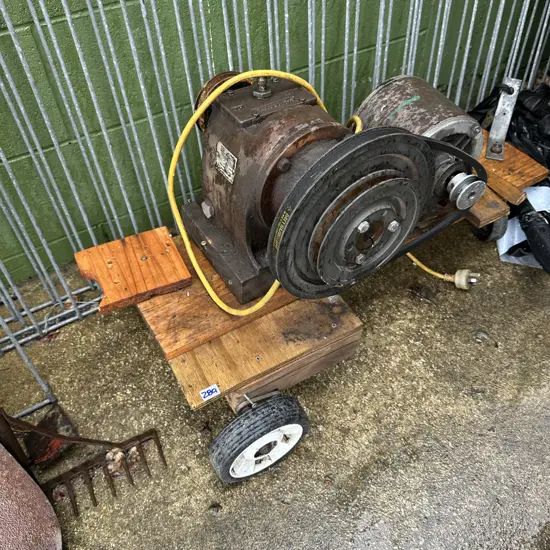 belt driven motor on trolley