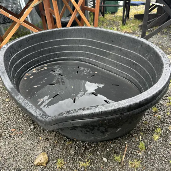 2 outdoor pet beds