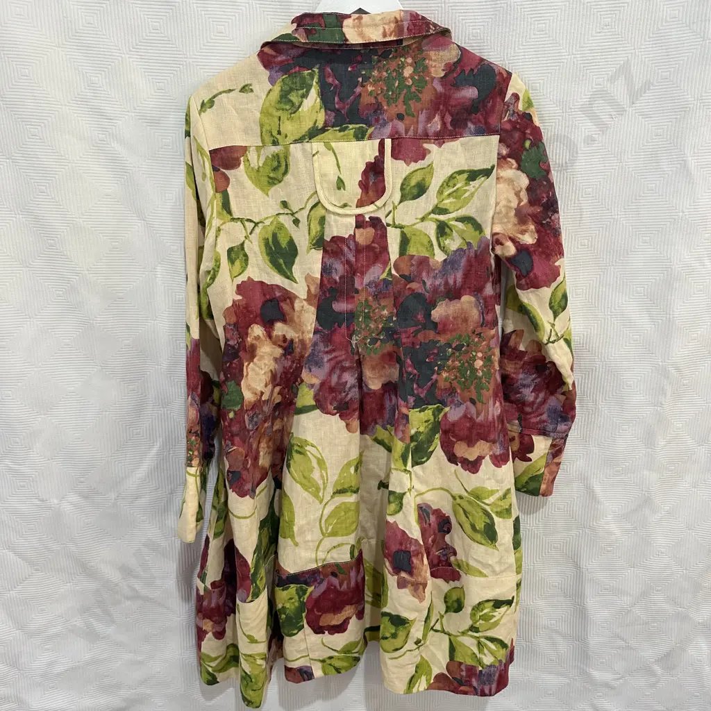 Trelise Cooper "Duster Rhymes Big Love" spring 2012 Linen dress with tag $929.00 Image 1++