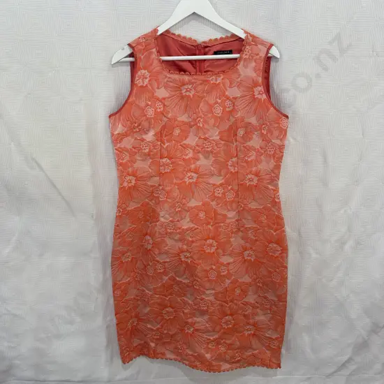 Chelsea size 16 dress