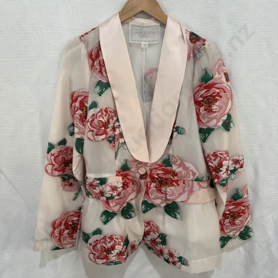 Trelise Cooper "Take Sheer" part of Rose to the occasion series size 12