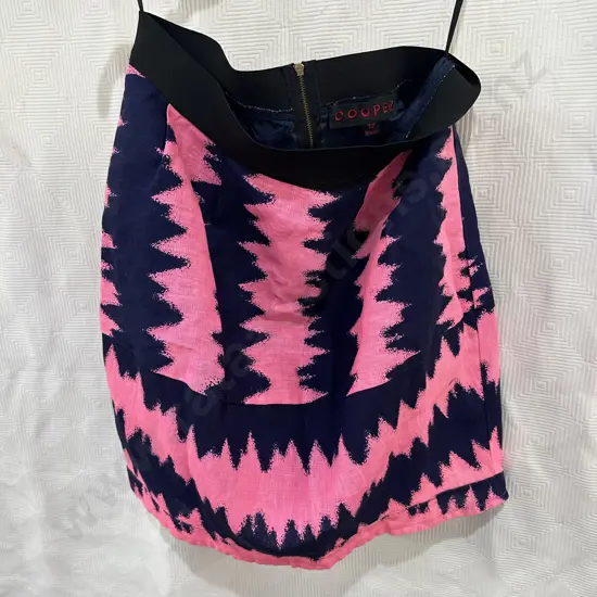 Trelise Cooper "Live Wire - Puff n Stuff" skirt size 12