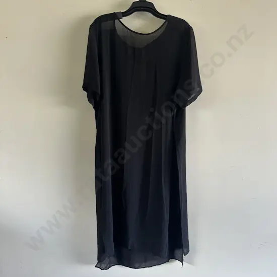Moochi vesico dress size 14