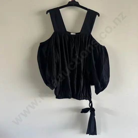 MAHSA NZ size M Cotton top