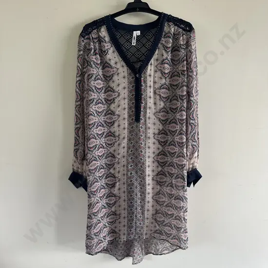 LOOBIES STORY size 12 viscoe dress