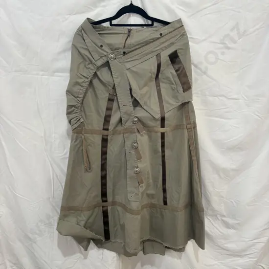 Trelise Cooper size 8 cargo skirt