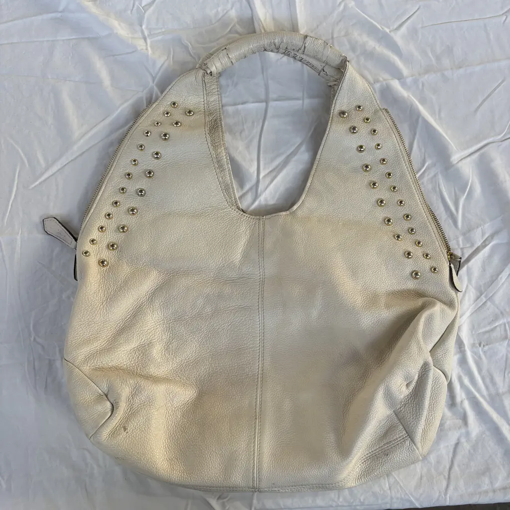 used Givenchy large bag Image 1++