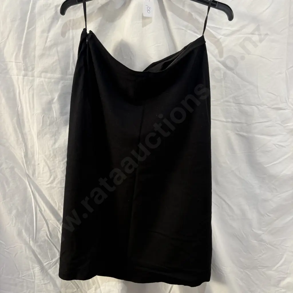 Calvin Klein skirt size 12 Image 1++