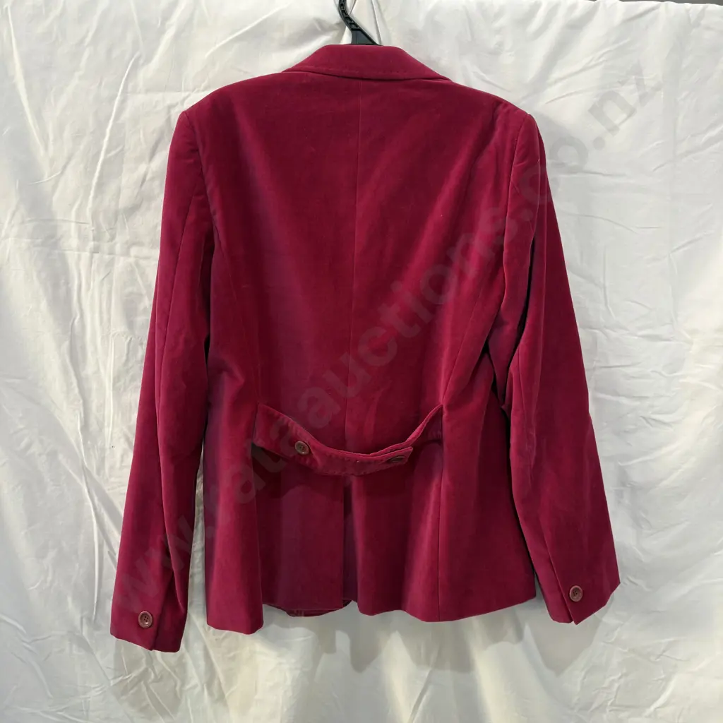 MaxMara size 48 velvet blazer Image 1++