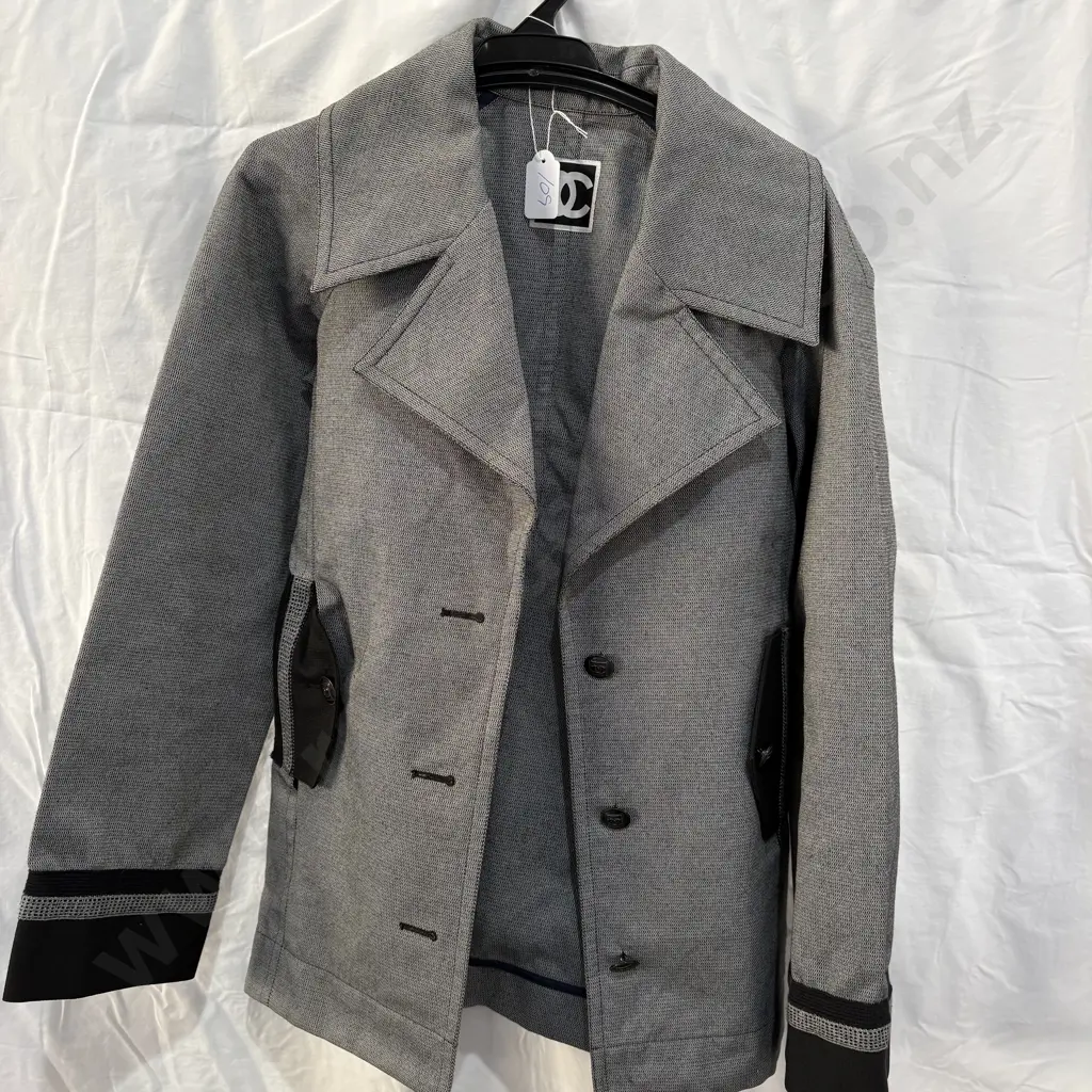CHANEL size 36 jacket Image 1++