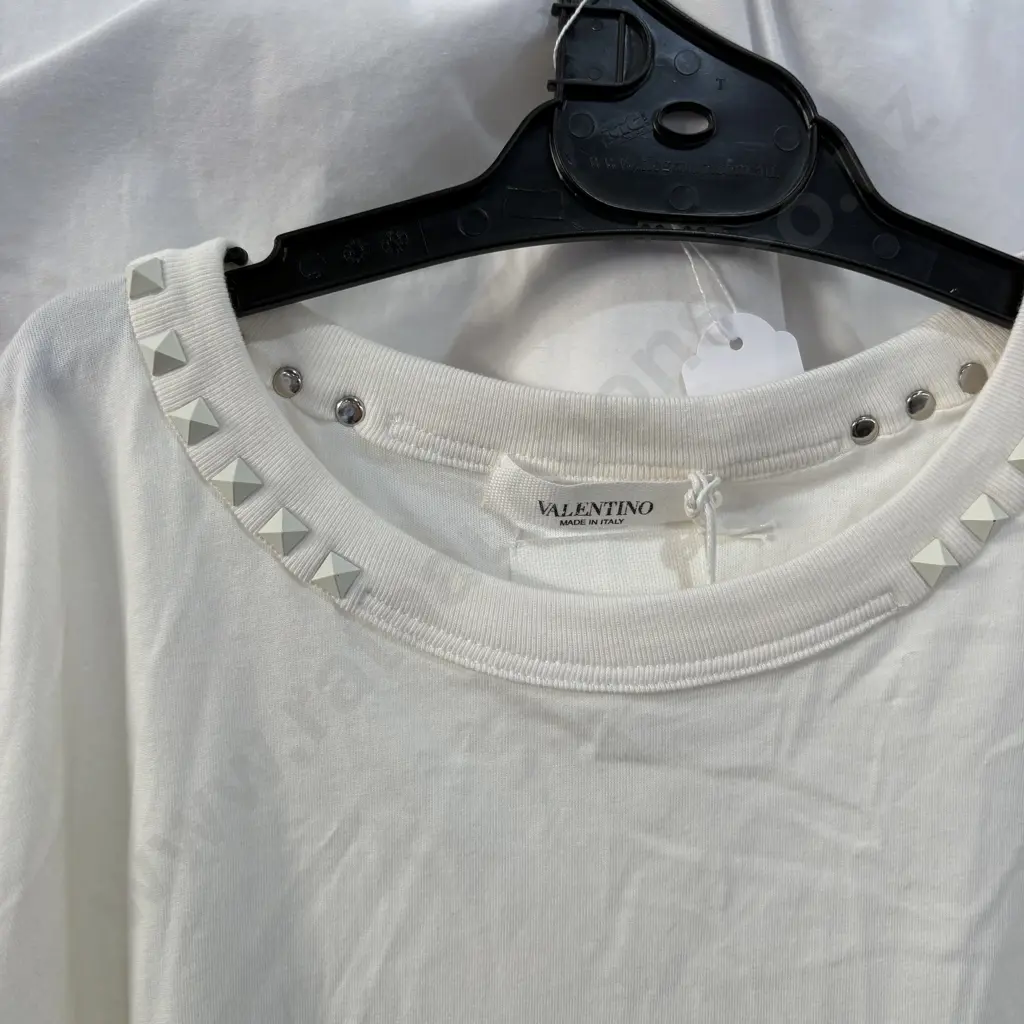 Valentino T shirt size L with tags Image 1++