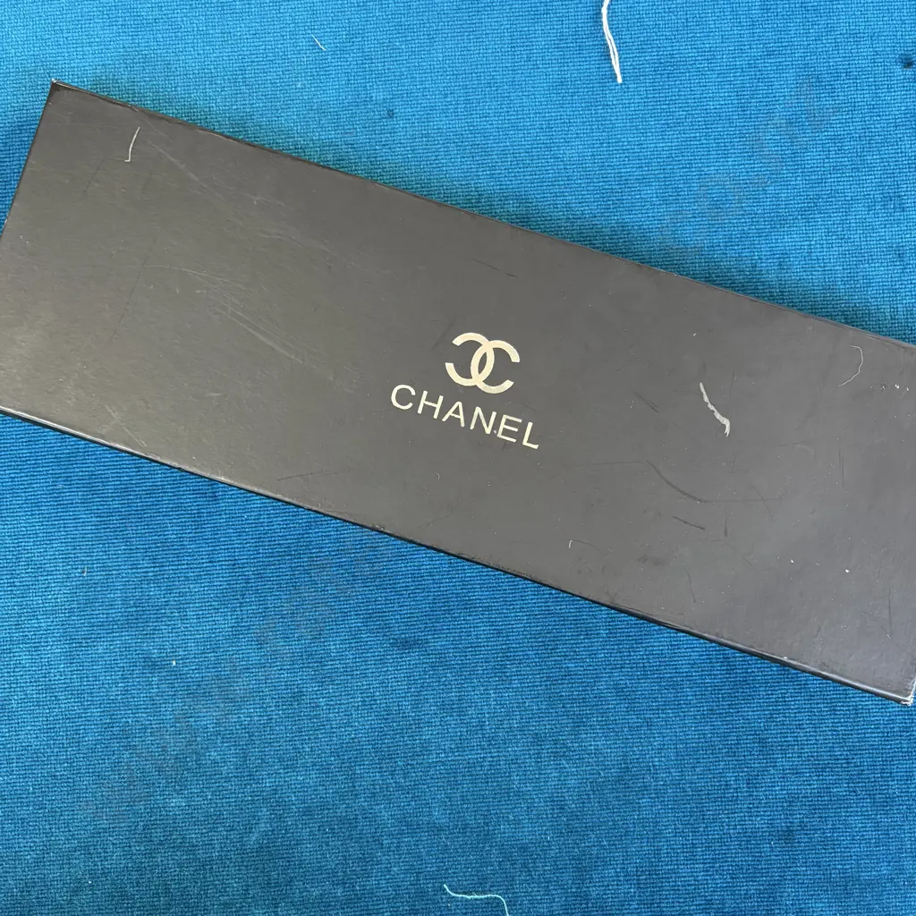 CHANEL boxed tie Image 1++