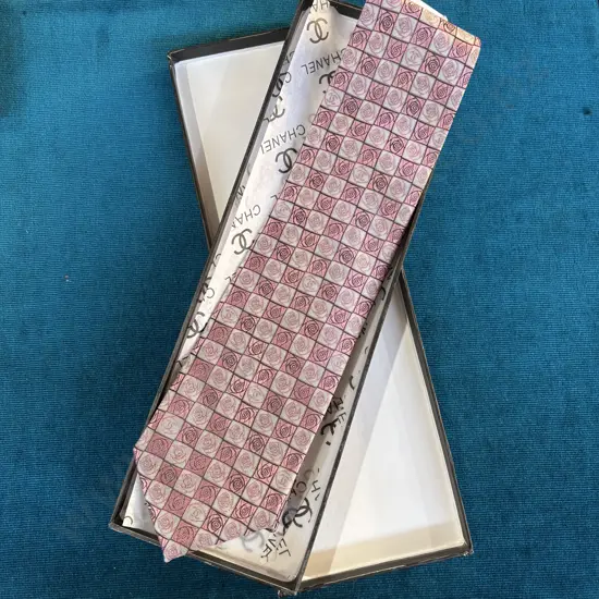 CHANEL boxed tie
