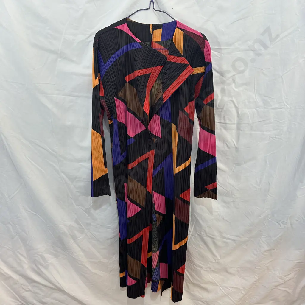 ISSEY MIYAKE Japanese dress with tag & bag (unworn) Image 1++