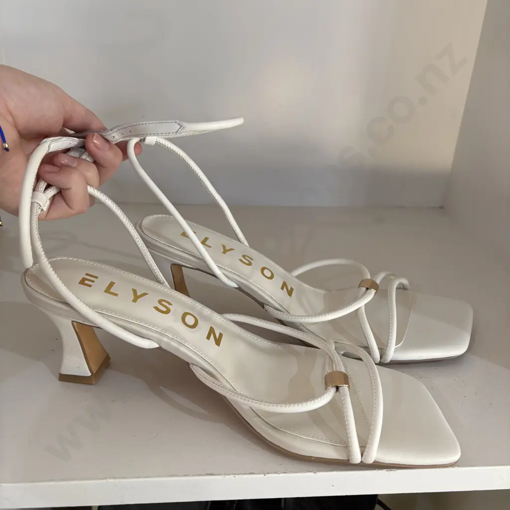 ELYSON Mauritus Ivory s 40 Image 1++