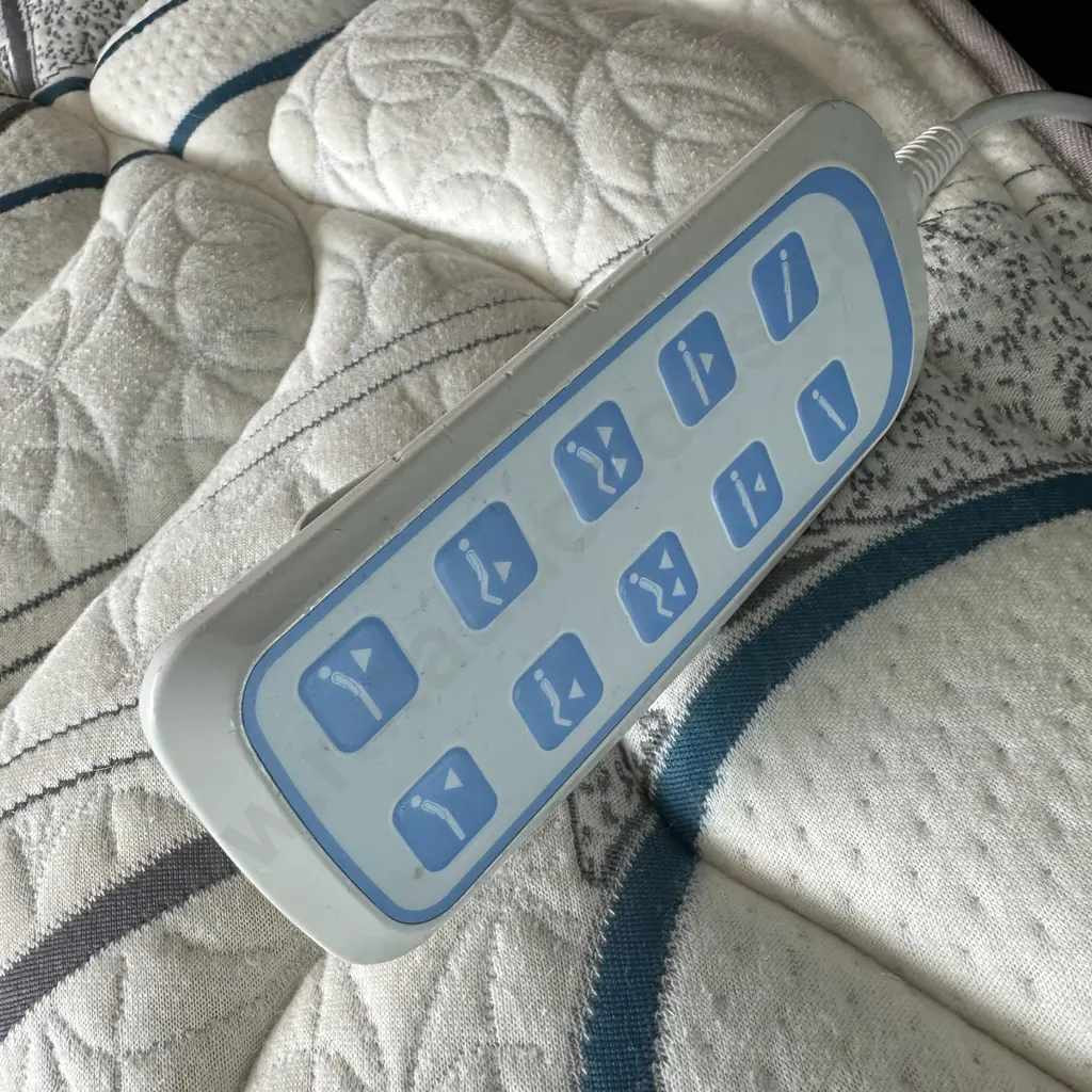 Design Mobel electric adjustable Queensize bed Image 1++