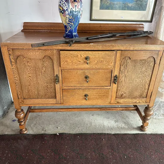 Oak side board 1280w