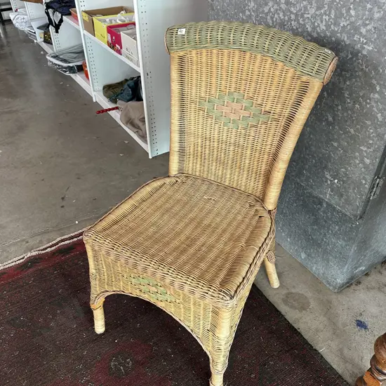 wicker patio chair