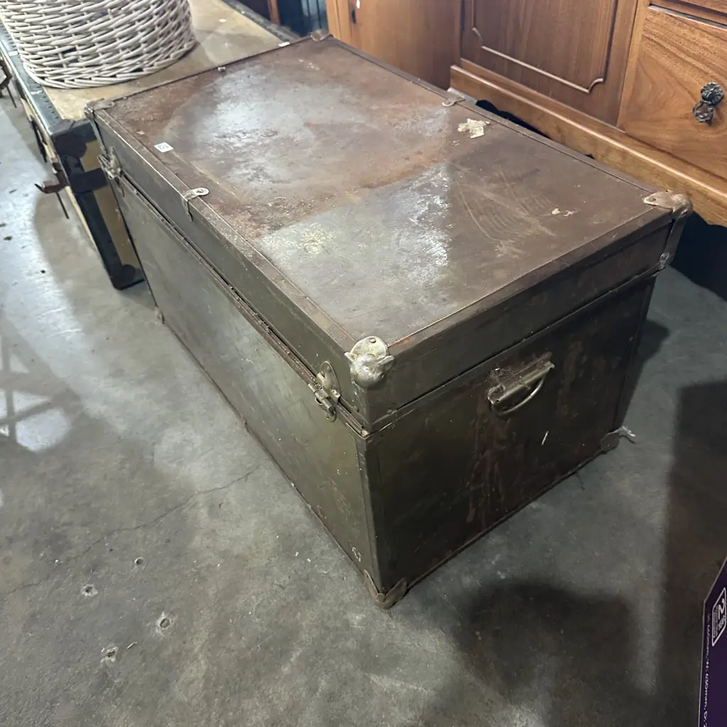 trunk - average Image 1++