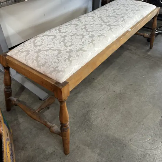 long seat - a little wobbley