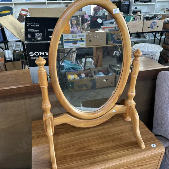 mirror on stand