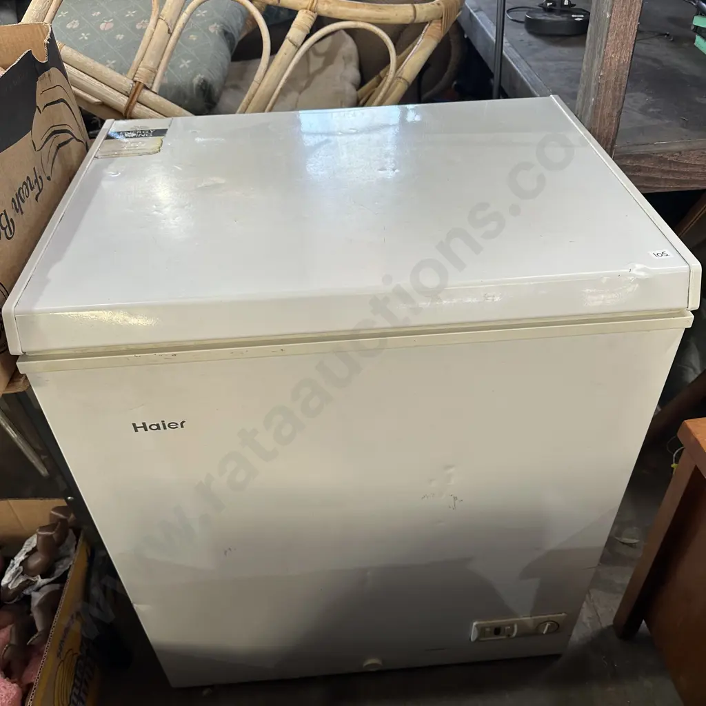 small chest freezer Image 1++