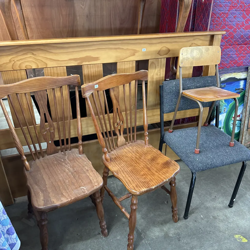4 chairs Image 1++