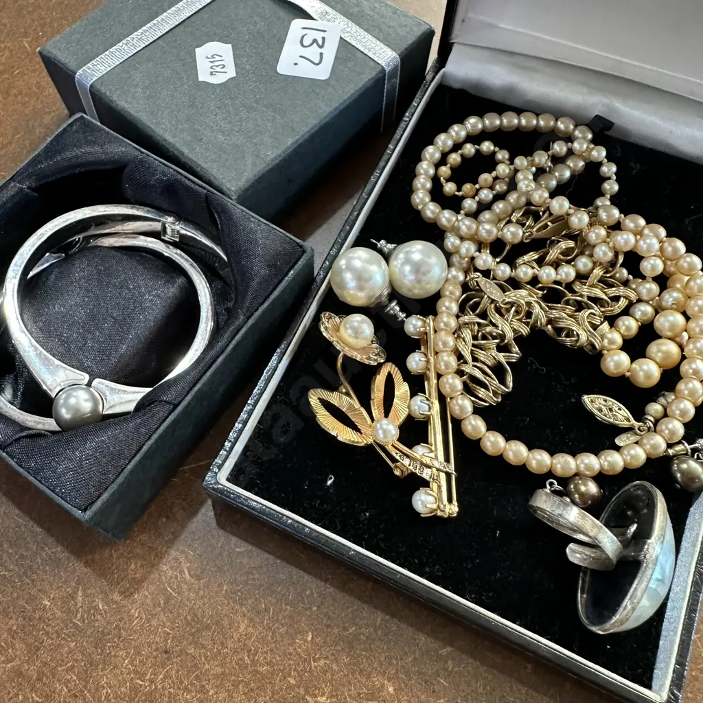 asst jewellery Image 1++