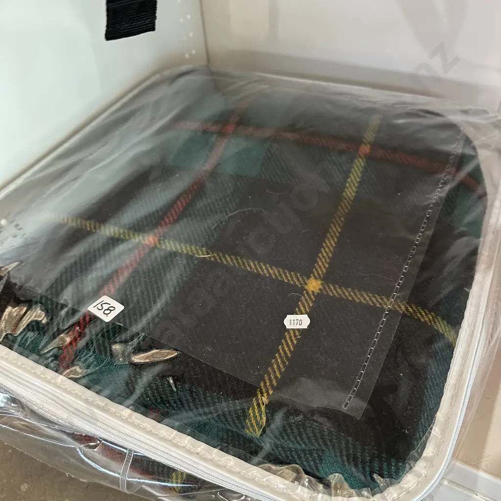 picnic blanket Image 1++