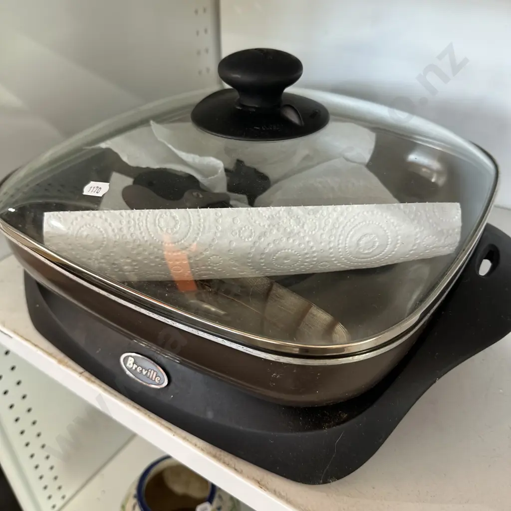 good nespresso machine and electric fry pan Image 1++