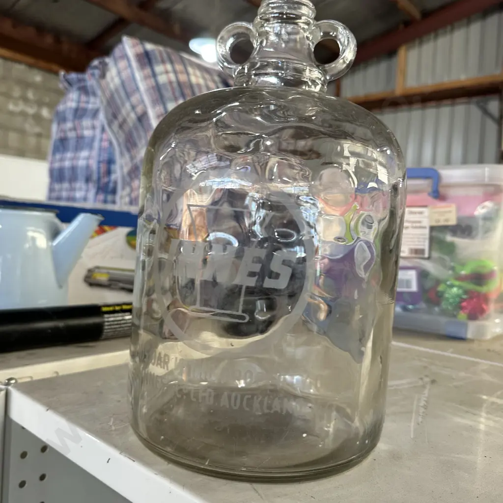 Innes glass jar Image 1++