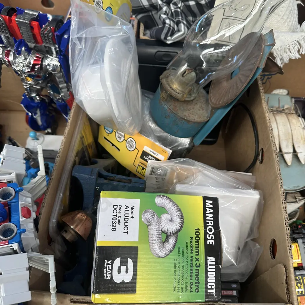 Miter box and 100mm ducting kit etc. Image 1++
