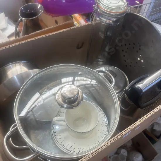 Lidded pots and spaghetti jar etc.