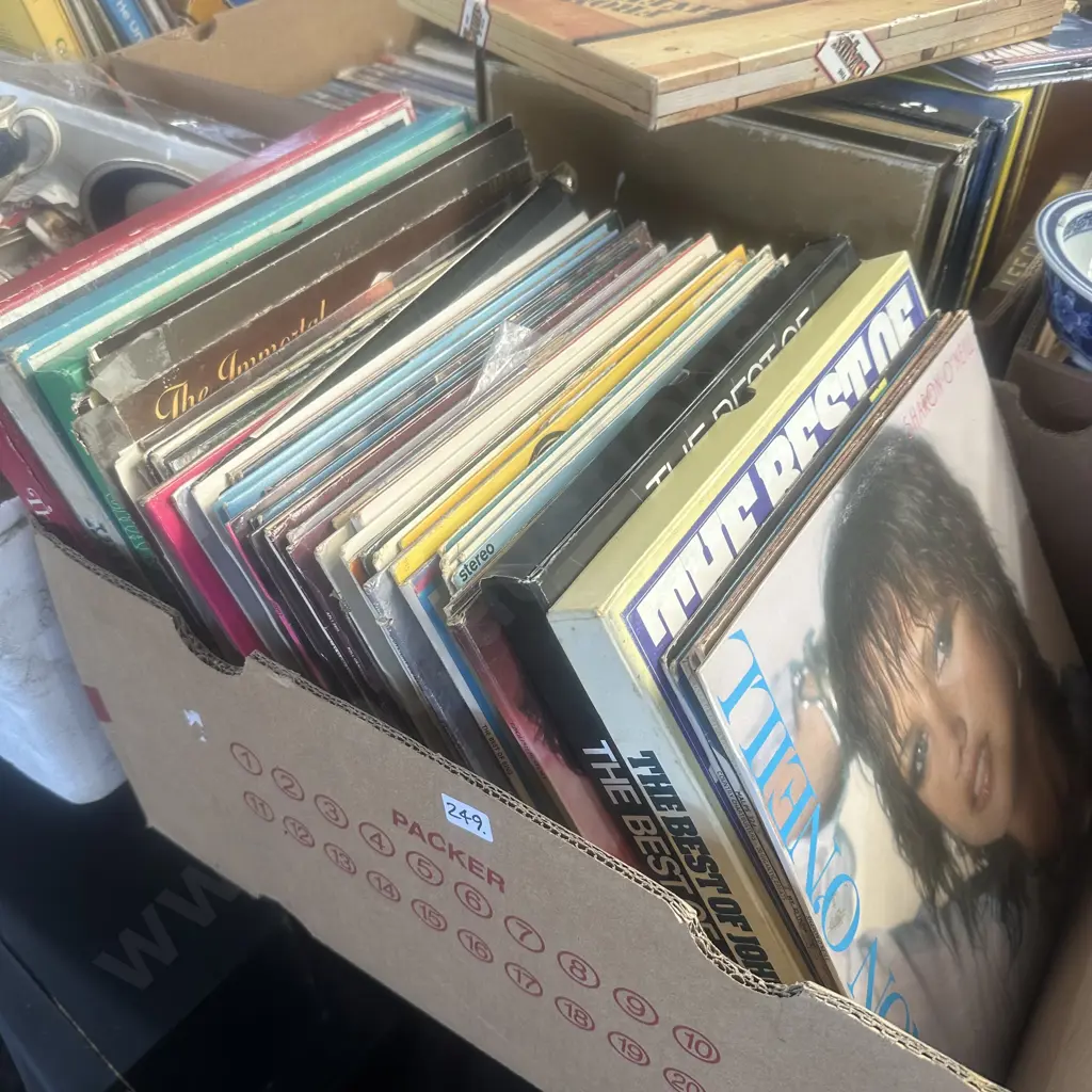 Collection of records including box sets. Image 1++